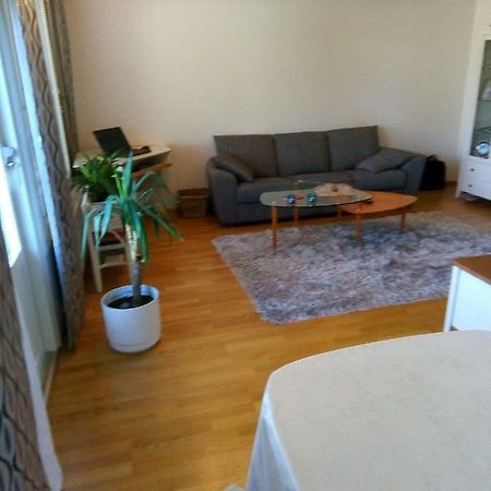 Cozy Two Room Apartment With Sauna Hyvinkaa Bagian luar foto